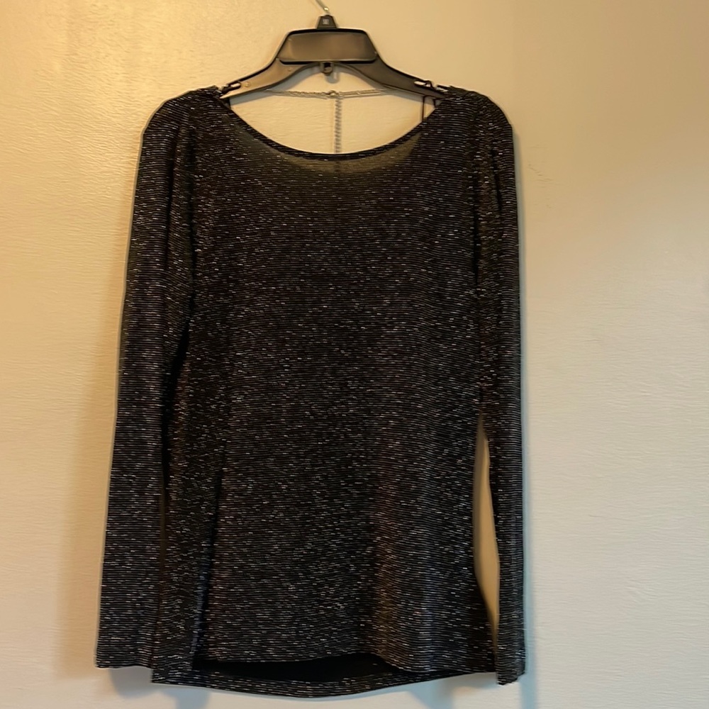 MK Black/Silver Top